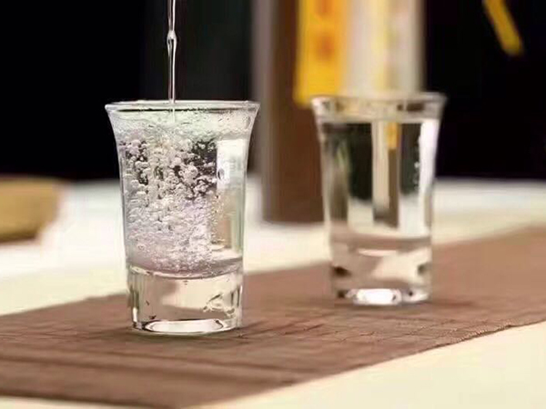 袁氏麓峰現(xiàn)代農(nóng)業(yè)有限公司,長沙袁酒原材料基地管理,袁酒生產(chǎn),酒類銷售哪里好